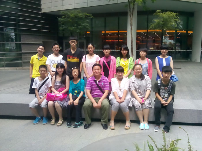 新加坡国立大学合影留念